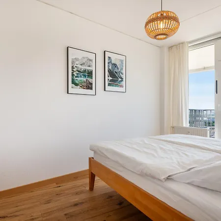 Butler Skyline Netflix